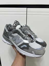 全新 US10 New balance 920 Beams 990 jjjj sacai travis Scott 992 993 1300 kith asics Jordan 1