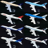 Airplane Model - Boeing B747 Airplane Model