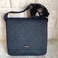 Tas Selempang Pria Michael Kors
