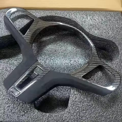 Suitable for BMW 5678 Series X3 X4 X5 XMG30F90F95 F96 F97 F98 M5 M8 Carbon Fiber Steering Wheel Cove