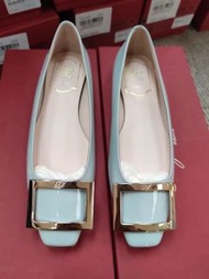 Roger Vivier Flat 平底鞋 size:35 35.5 36 36.5 37 37.5 38 38.5 39 💰3880