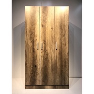 Wardrobe / 3 Doors Wardrobe / Almari Pakaian 3 Pintu / Almari Baju / WR 888