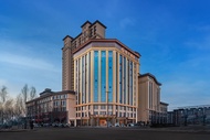 Orange Hotel (Linfen High-speed Rail West Station)