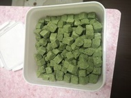 寵物零食 貓草粒 (  1桶 約1100粒  $25