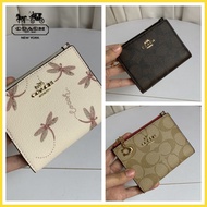 (Fast shipping) 100% Original Coach Short Wallet Women Small Coin Wallet Available in Stock with Receipt 78002