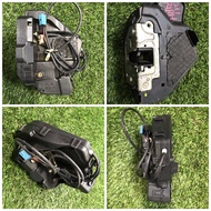 Mercedes-Benz E-Class W211 2003-2009 Door Lock R/RH(2Pin Model )