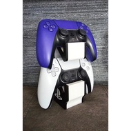 Simple 3D plastic PS5 game console controller stand