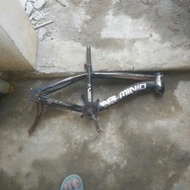 Batang Sepeda  16" 006