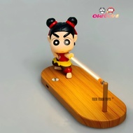 Nezha Shin-Chan โคมไฟแขวนตุ๊กตาไฟกลางคืนสนุกสร้างสรรค์ไฟการ์ตูนรูปคลื่นกระแทกสไตล์ชินจังสำหรับเป็นขอ