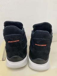 SKECHERS 男軽量健走鞋27.5CM