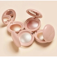 Rare Beauty Positive Light Silky Touch Highlighter