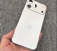 17 pro max  （接近全新系列）sliver 256gb apple 🍎 蘋果手機（sim + esim ）电池100 充一次 （高質機身）