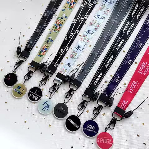 KPOP ANITEEZ ZB1 RIIZE GIDLE ZEROBASEONE ROCK star Long Lanyard Keychain Acrylic Key Ring Holder Gif