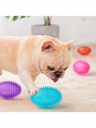 1入/隨機顏色!!橄欖形TPR材質純色發聲玩具球，刺繡按摩球緊緻彈性球，狗狗玩具室內外傢用適用貓狗咬玩