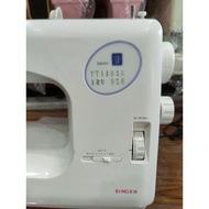 singer brand sewing machine heavy duty automatic pushbotton operate 12 built-in stitches push button