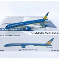 [ SCALE PLANE MODEL 1:400] Vietnam Airline VN-A872 aircraft 1:400 SCALE