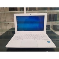 NETBOOK ASUS X200MA