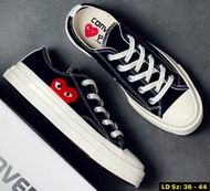 รองเท้าCOMME DES GARCONS PLAY  Sz.36-44 สีดำ ลายซิกเนเจอร์ พร้อมกล่อง แถมฟรีที่ดันทรง รุ่นนี้ขายดีสุ