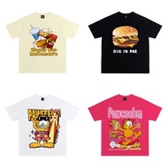 NE922 棉料麥當勞漢堡包加菲貓滑水滑扳圖案圓領上衣 男女合穿 情侶裝 Mcdonald Garfield Tee $95