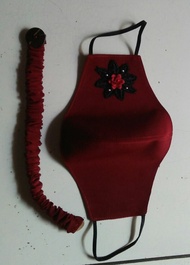 MASKER KAIN SATIN MERAH MAROON