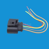 2/4/10 Ignition Coil Connector 1J0973724 for Audi Q7 VW Atlas CC Passat Touareg  022905100B, 0229051