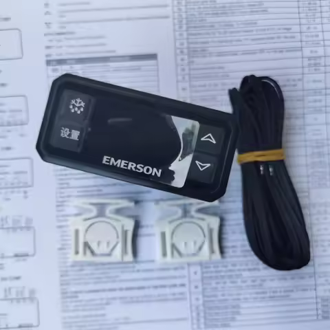 Emerson Temperature controller CR02CX-5N0C1 single output refrigeration