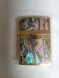 Zorro 佐羅煤油打火機原銅樸實，有原廠外盒(彩貝個性七彩貼章貝殼) Zippo 通用