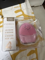 Foreo Luna 4 Plus LED Heated Cleansing & Massage