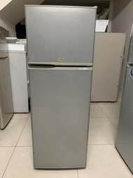 [中古] 西屋 250L 雙門冰箱 家庭冰箱 "自動除霜功能" 台中大里二手冰箱 台中大里中古冰箱 修理冰箱 維修冰箱