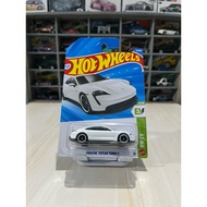 Hotwheels Porsche Taycan Turbo S