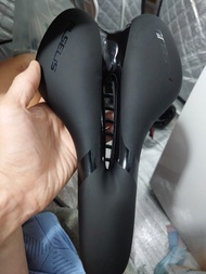 單車坐墊 買錯了坐管不合適