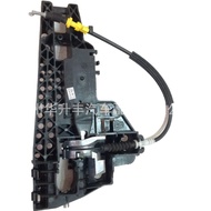 Sesuai untuk Audi A4L/A5/A6/Q5 Pendakap Pemegang Pintu Luar 4H0837885/886