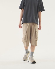 立體口袋工裝短褲