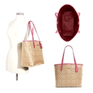 5696 CITY TOTE IN SIGNATURE CANVAS COACH 5696IMSQ1