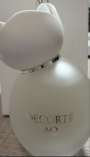 Decorte AQ hair mist