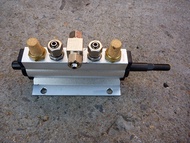 อุปกรณ์เครื่องมือเปลี่ยนยาง Xinxing Sheng 5-Way Valve Foot Pedal Switch Cylinder Quick Release Rotat