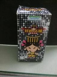 全家好神天團搖滾公仔