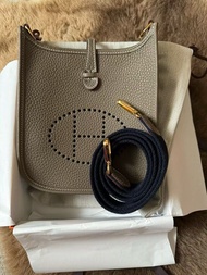 Hermes Mini Evelyne大象灰金扣