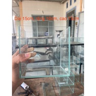 Mini aquarium (15cm long, 10cm wide, 15cm high) 3mm glass, clear glue broken due to transportation