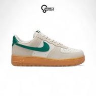 NIKE AIR FORCE 1 '07 LV8 MEN'S SNEAKERS (FQ8714 001)