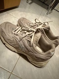 New Balance 725