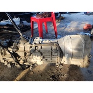gear speed navara d40