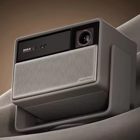 XGIMI RS 20 Pro Max High Brightness Edition 3100 CVIA Lumens Tri-Color Laser Zoom 4K Ultra HD Projec