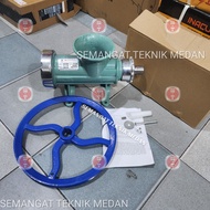 MM32M PENGGILING GILINGAN DAGING MANUAL MEAT GRINDER MAHKOTA MM 32 M