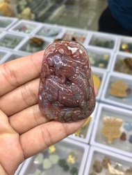 Mặt dây chuyền Kỳ Lân phong thủy đá ngọc băng tảo