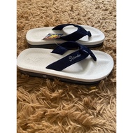 ISLANDER SLIPPER
