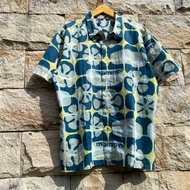 Vintage Mambo LOUD GRAPHIC Shirt 00's Made in Australia ️ • Size Large fit to X-Large • Condition Ch