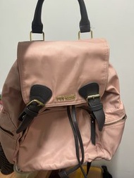 Steve Madden 粉色後背包