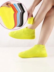 1個多色矽膠雨鞋套,男女皆可使用,具有防水和厚實防滑底,耐用且防水,適用於兒童戶外雨靴