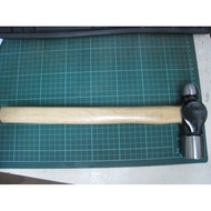 Ball Pein Hammer /Tukul Bola Pein / Wood Handle / Pemegang Kayu 21/2Lbs
